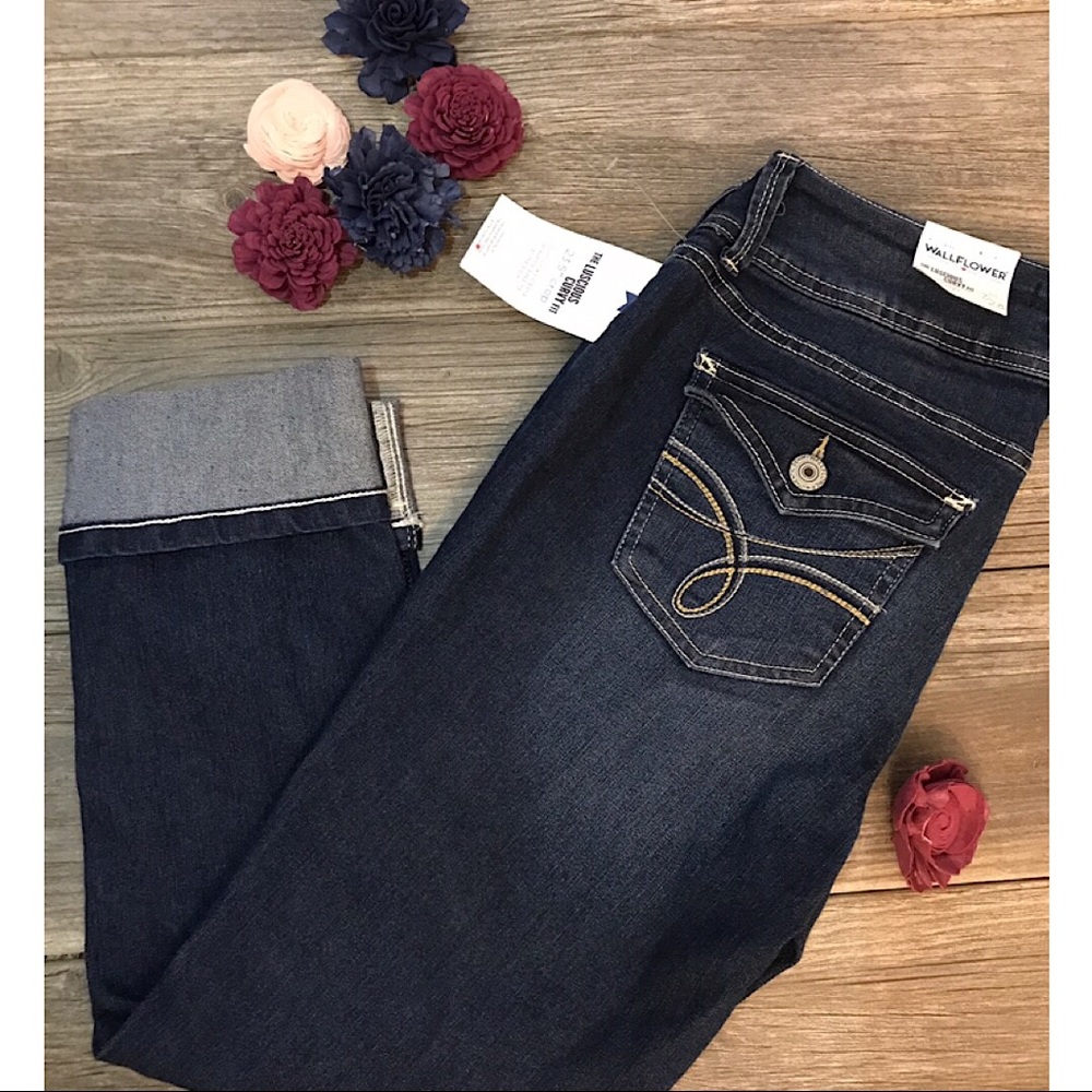 Wallflower Crop Jeans Curvy Fit VSCO Girl inspired